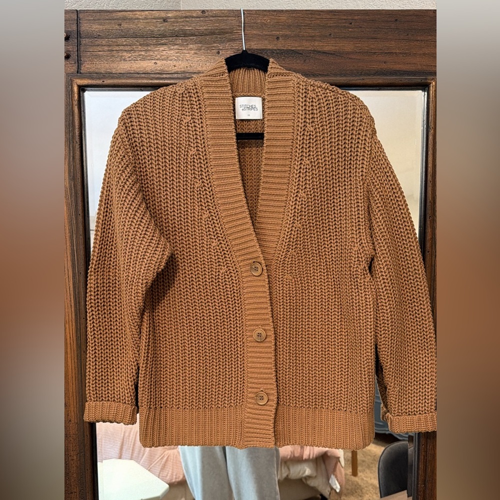 Stitches and Stripes V-neck button down cardigan.